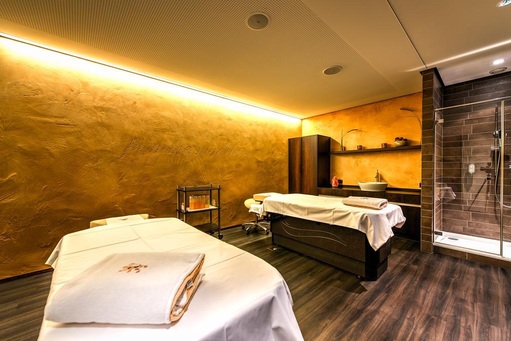 Small Luxury Hotel Wellnesshotel Golfpanorama リッペルスヴィル エクステリア 写真