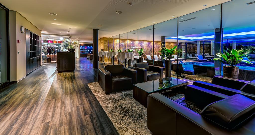 Small Luxury Hotel Wellnesshotel Golfpanorama リッペルスヴィル エクステリア 写真