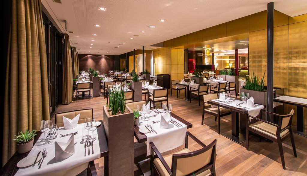 Small Luxury Hotel Wellnesshotel Golfpanorama リッペルスヴィル エクステリア 写真