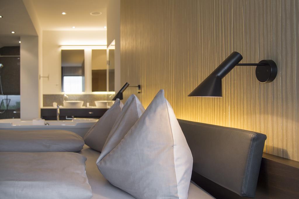 Small Luxury Hotel Wellnesshotel Golfpanorama リッペルスヴィル エクステリア 写真